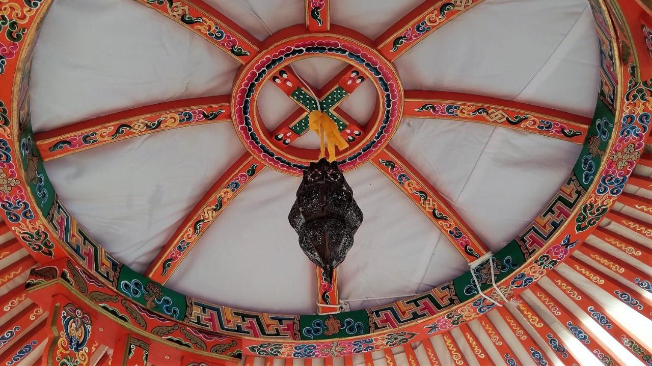 Mongolische Jurte Im Art.quartier Luxuszelt Velgast